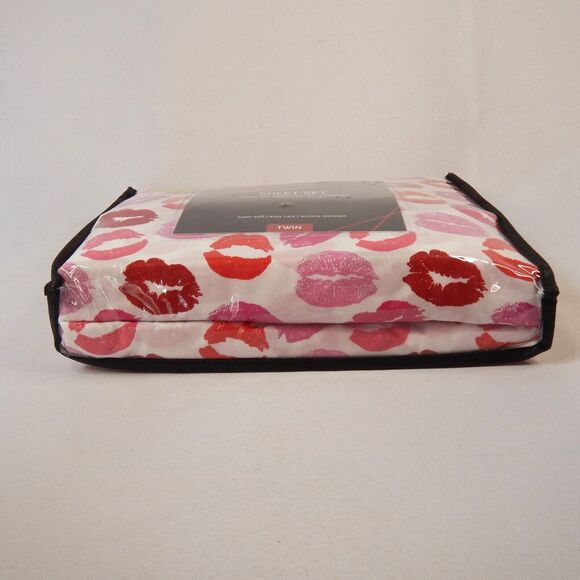 Valentines Day Red Pink Lips KISS  Love Lipstick TWIN Sheet 3 pc Set Girls Teen - Picture 5 of 10